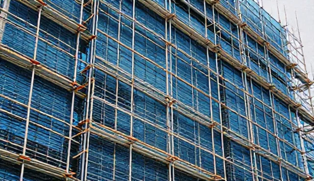 系统稳定性保障：服务器选型与维护建议
